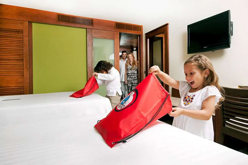 Barcel B Varo Palace Punta Cana 0*,  Dominikanische Republik