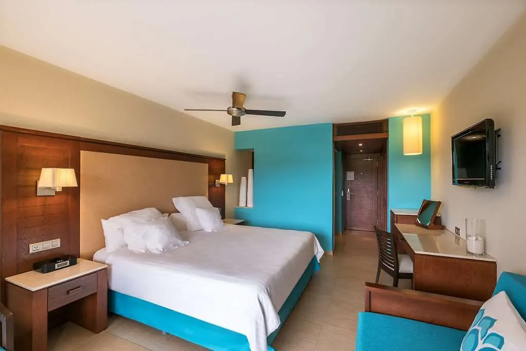 Barcel B Varo Palace Punta Cana Hotel